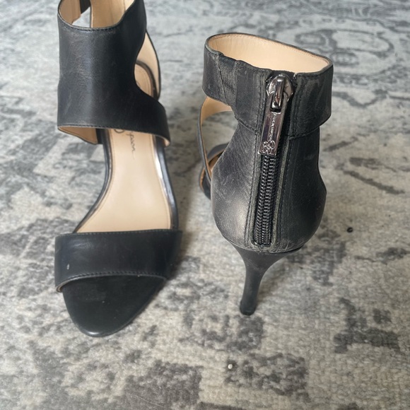 Black Jessica Simpson leather heels, size 8 - Picture 9 of 9